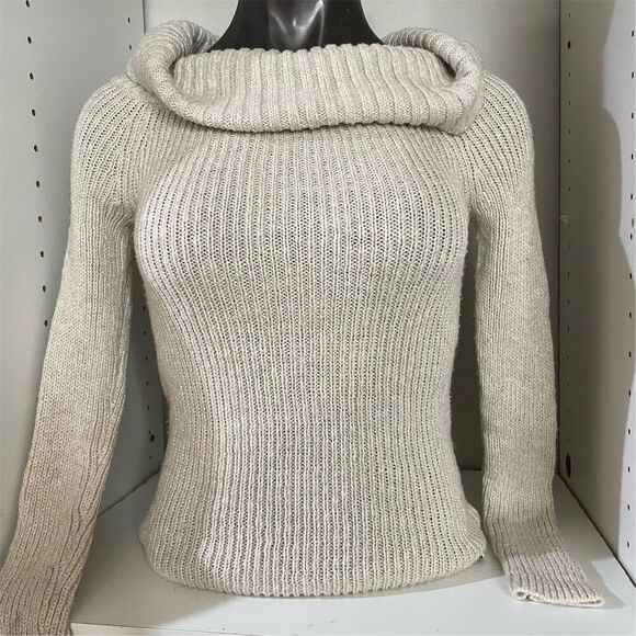 Hollister Women's Cowl Neck Pullover Sweater Beige Size XS Casual Knit - Picture 2 of 12